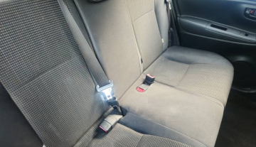 2015 Toyota yaris 5 door automatic hatch 11.jpg